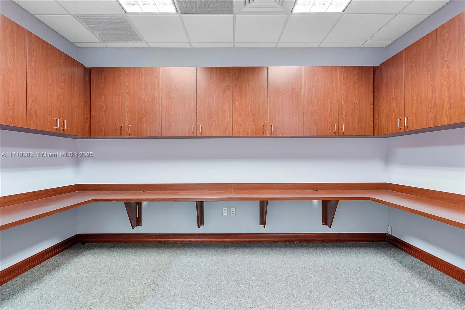 2883 Executive Park Dr 200, Weston, Florida 33331, Weston, Florida 33331, ,Commercial Lease,For Rent,2883 Executive Park Dr 200, Weston, Florida 33331,A11719302