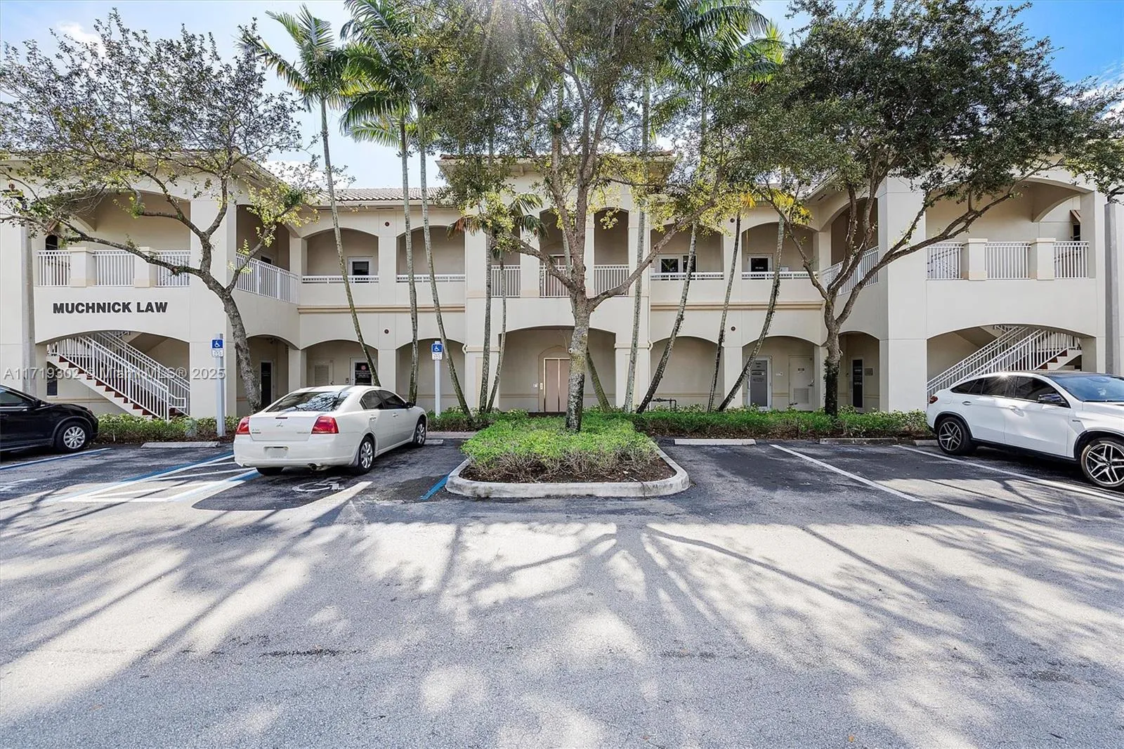 2883 Executive Park Dr 200, Weston, Florida 33331, Weston, Florida 33331, ,Commercial Lease,For Rent,2883 Executive Park Dr 200, Weston, Florida 33331,A11719302