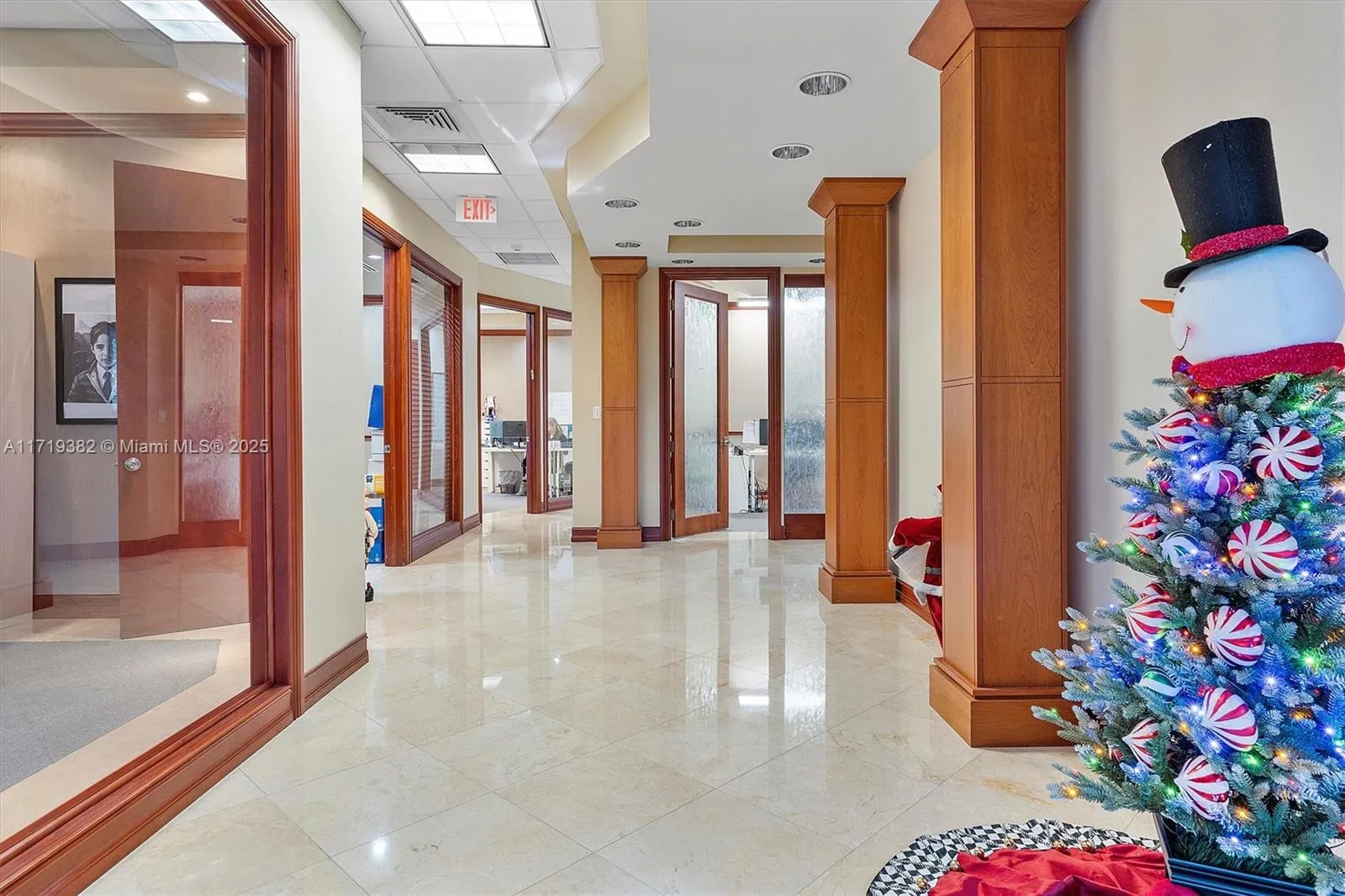 2883 Executive Park Dr 200, Weston, Florida 33331, Weston, Florida 33331, ,Commercial Lease,For Rent,2883 Executive Park Dr 200, Weston, Florida 33331,A11719382