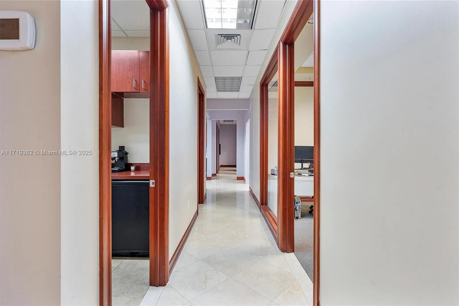 2883 Executive Park Dr 200, Weston, Florida 33331, Weston, Florida 33331, ,Commercial Lease,For Rent,2883 Executive Park Dr 200, Weston, Florida 33331,A11719382