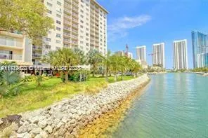 400 Kings Point Dr 1003, Sunny Isles Beach, Florid, Sunny Isles Beach, Florida 33160, 1 Bedroom Bedrooms, ,1 BathroomBathrooms,Residential Lease,For Rent,400 Kings Point Dr 1003, Sunny Isles Beach, Florid,A11719622