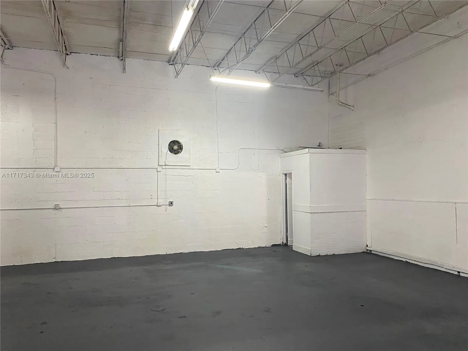 5712 Sw 25th St #2, West Park, Florida 33023, West Park, Florida 33023, ,Commercial Lease,For Rent,5712 Sw 25th St #2, West Park, Florida 33023,A11717343