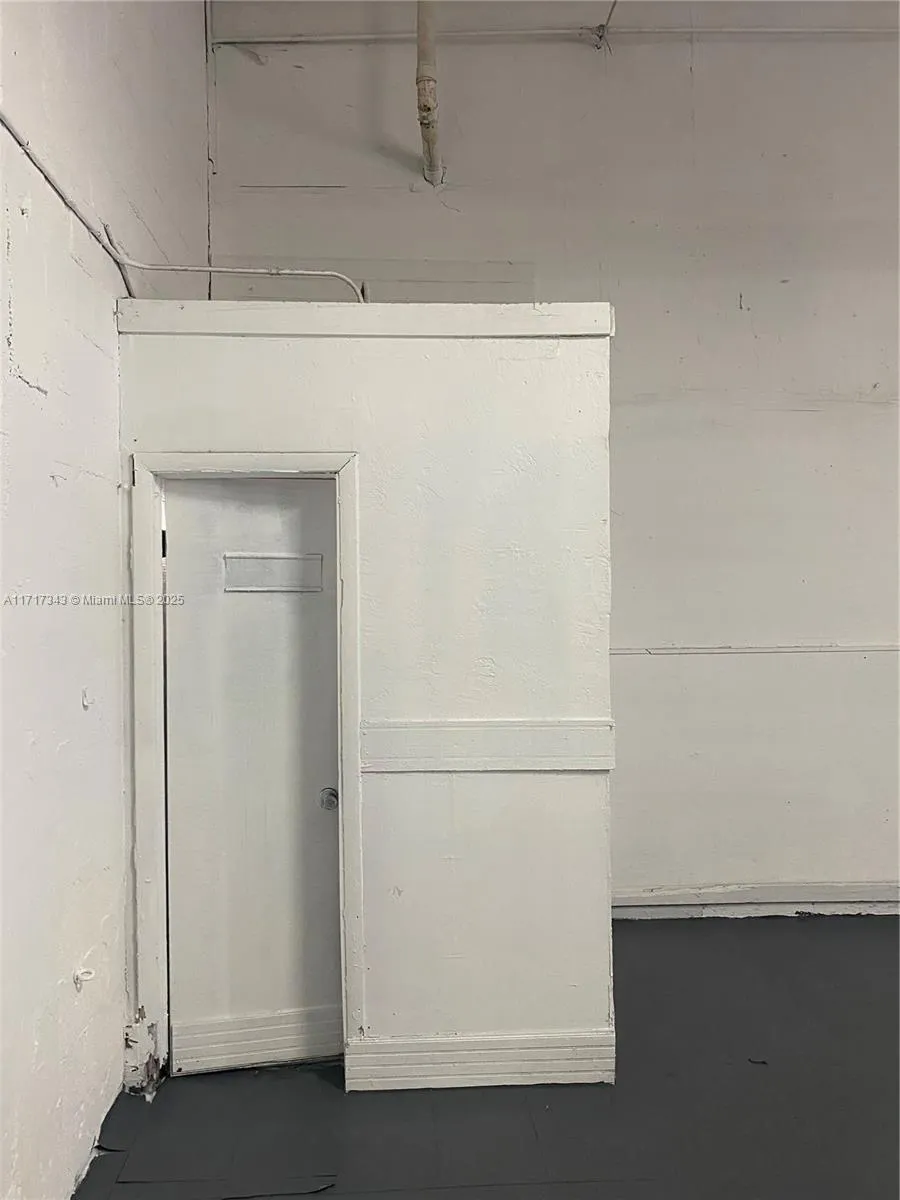 5712 Sw 25th St #2, West Park, Florida 33023, West Park, Florida 33023, ,Commercial Lease,For Rent,5712 Sw 25th St #2, West Park, Florida 33023,A11717343