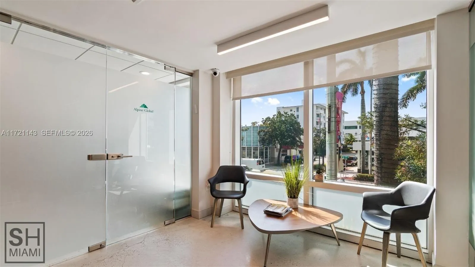 820 W 41 St 401, Miami Beach, Florida 33140, Miami Beach, Florida 33140, ,Commercial Lease,For Rent,820 W 41 St 401, Miami Beach, Florida 33140,A11721143