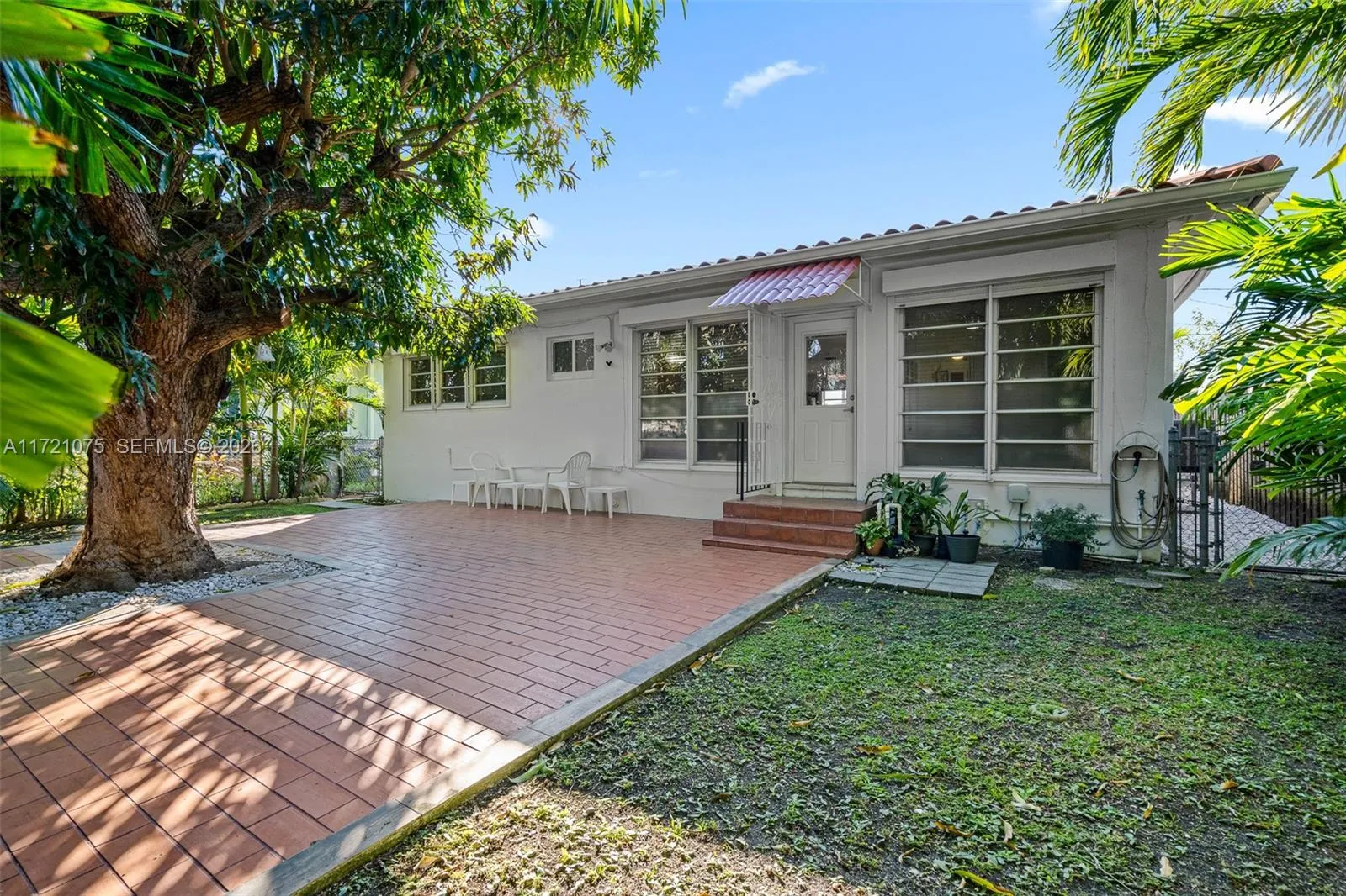 9149 Dickens Ave, Surfside, Florida 33154, Surfside, Florida 33154, 2 Bedrooms Bedrooms, ,2 BathroomsBathrooms,Residential,For Sale,9149 Dickens Ave, Surfside, Florida 33154,A11721075