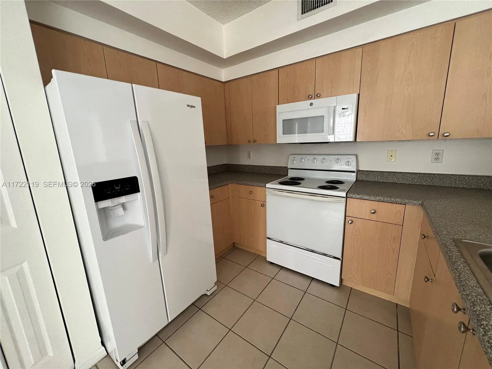 2360 E Preserve Way 305, Miramar, Florida 33025, Miramar, Florida 33025, 2 Bedrooms Bedrooms, ,2 BathroomsBathrooms,Residential,For Sale,2360 E Preserve Way 305, Miramar, Florida 33025,A11722119