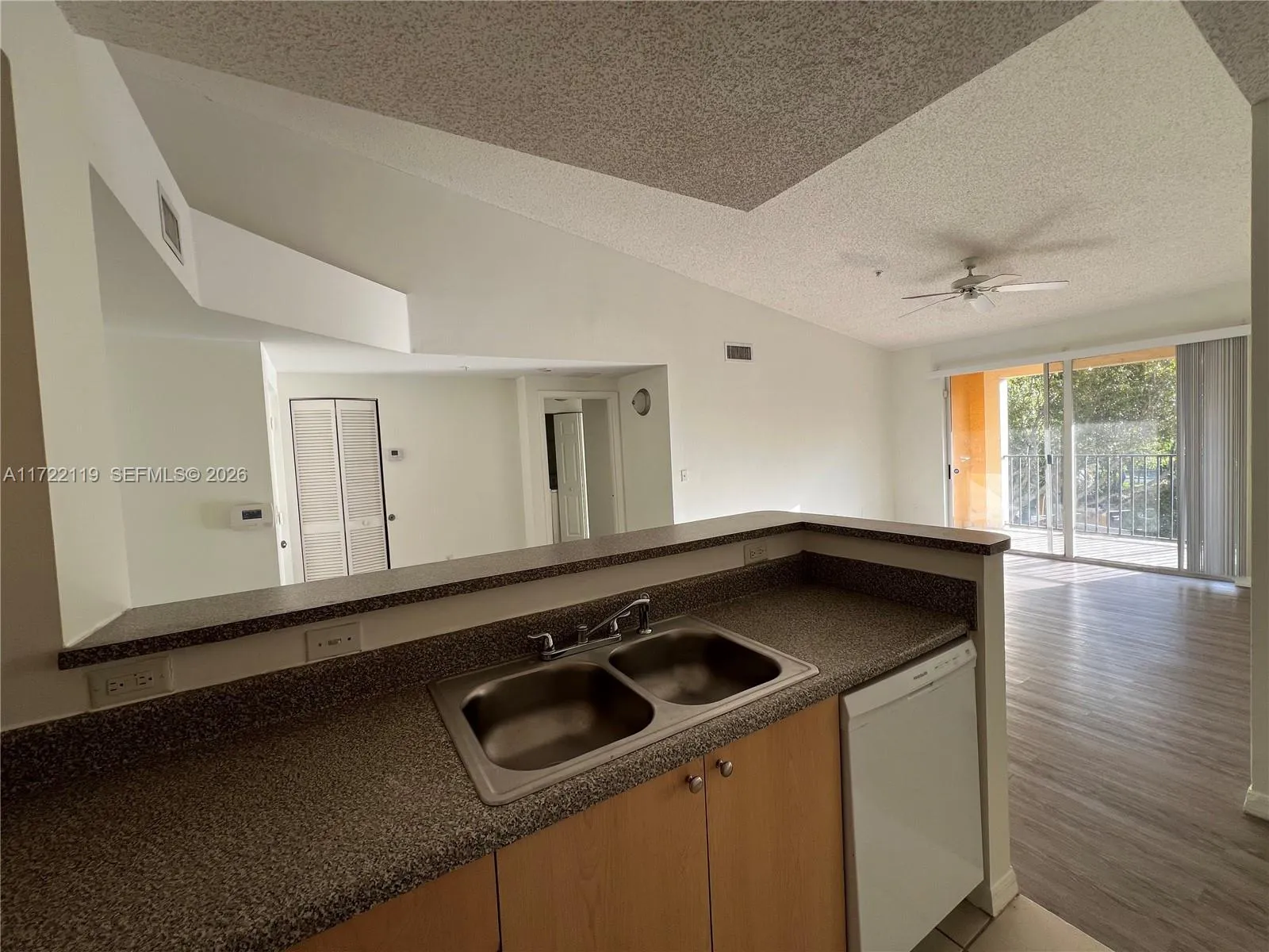 2360 E Preserve Way 305, Miramar, Florida 33025, Miramar, Florida 33025, 2 Bedrooms Bedrooms, ,2 BathroomsBathrooms,Residential,For Sale,2360 E Preserve Way 305, Miramar, Florida 33025,A11722119