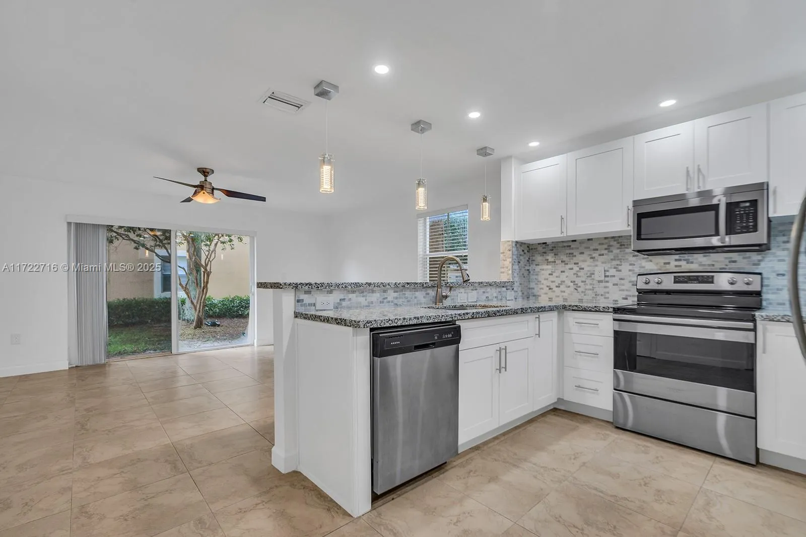 12926 Sw 30th St 139, Miramar, Florida 33027, Miramar, Florida 33027, 3 Bedrooms Bedrooms, ,2 BathroomsBathrooms,Residential Lease,For Rent,12926 Sw 30th St 139, Miramar, Florida 33027,A11722716