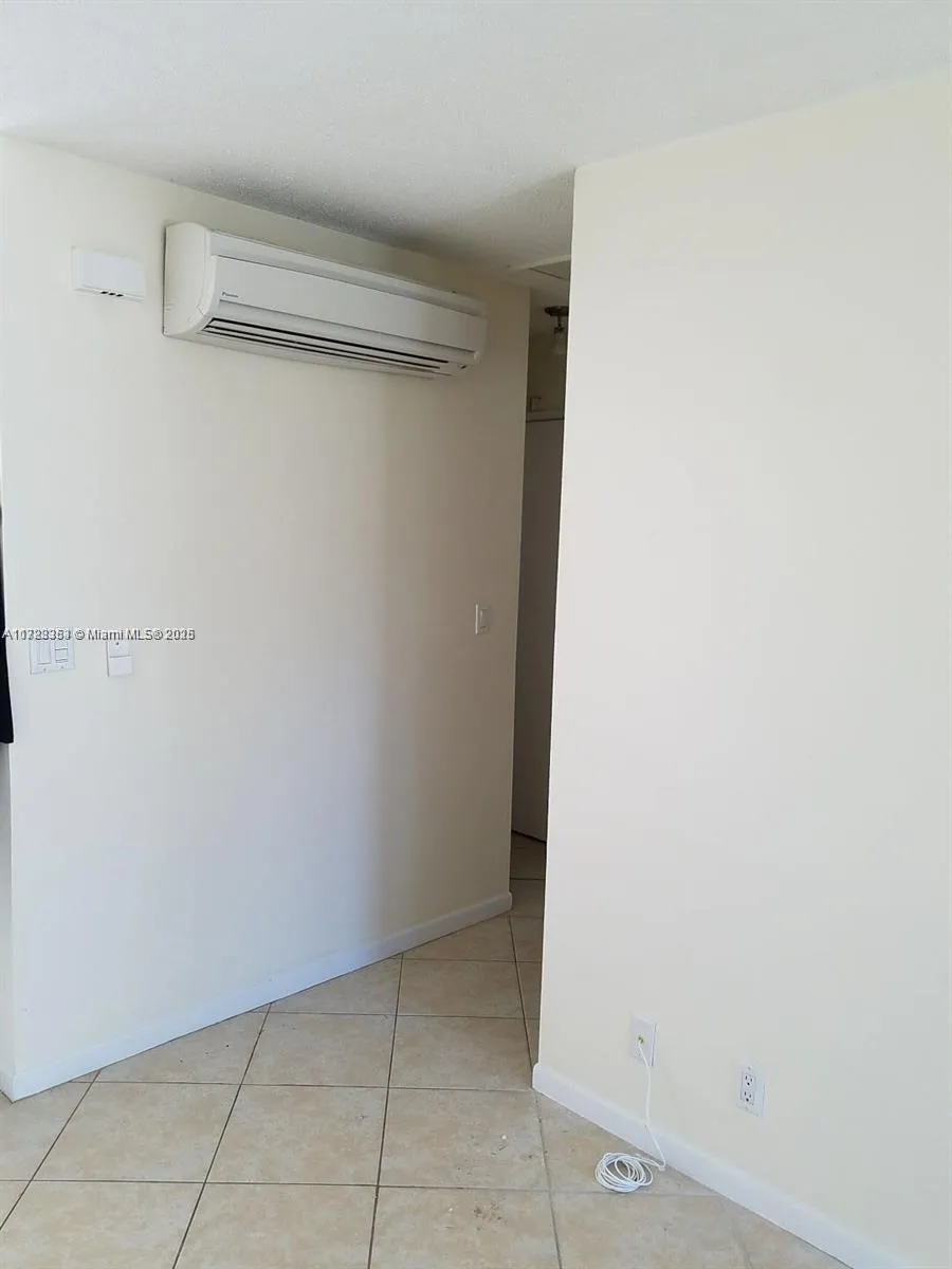 1231 Ne 23rd Ave, Pompano Beach, Florida 33062, Pompano Beach, Florida 33062, ,Residential Income,For Sale,1231 Ne 23rd Ave, Pompano Beach, Florida 33062,A11723353