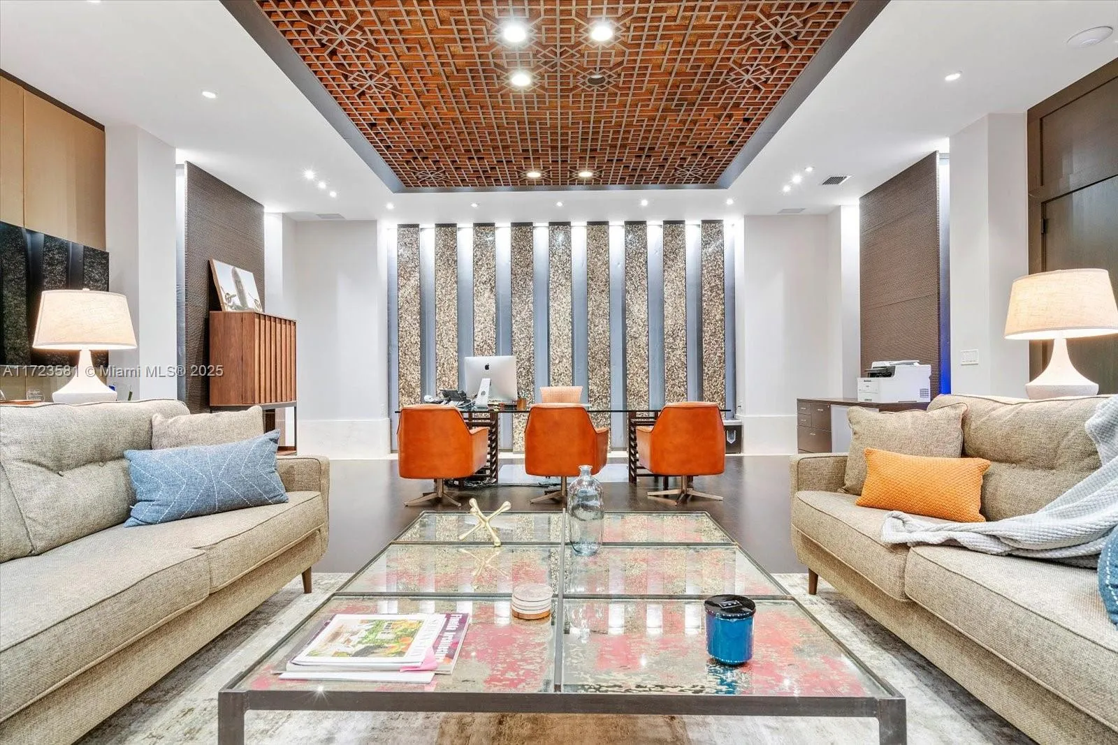 2404 Hollywood Blvd, Hollywood, Florida 33020, Hollywood, Florida 33020, ,Commercial Sale,For Sale,2404 Hollywood Blvd, Hollywood, Florida 33020,A11723581