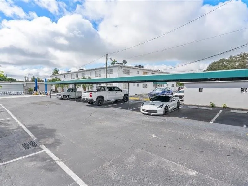 2404 Hollywood Blvd, Hollywood, Florida 33020, Hollywood, Florida 33020, ,Commercial Sale,For Sale,2404 Hollywood Blvd, Hollywood, Florida 33020,A11723581