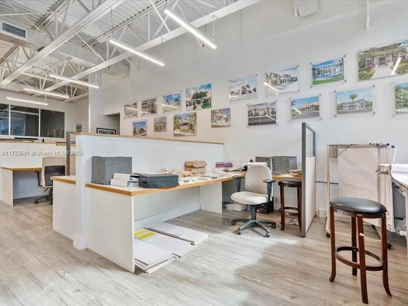 2404 Hollywood Blvd, Hollywood, Florida 33020, Hollywood, Florida 33020, ,Commercial Sale,For Sale,2404 Hollywood Blvd, Hollywood, Florida 33020,A11723581