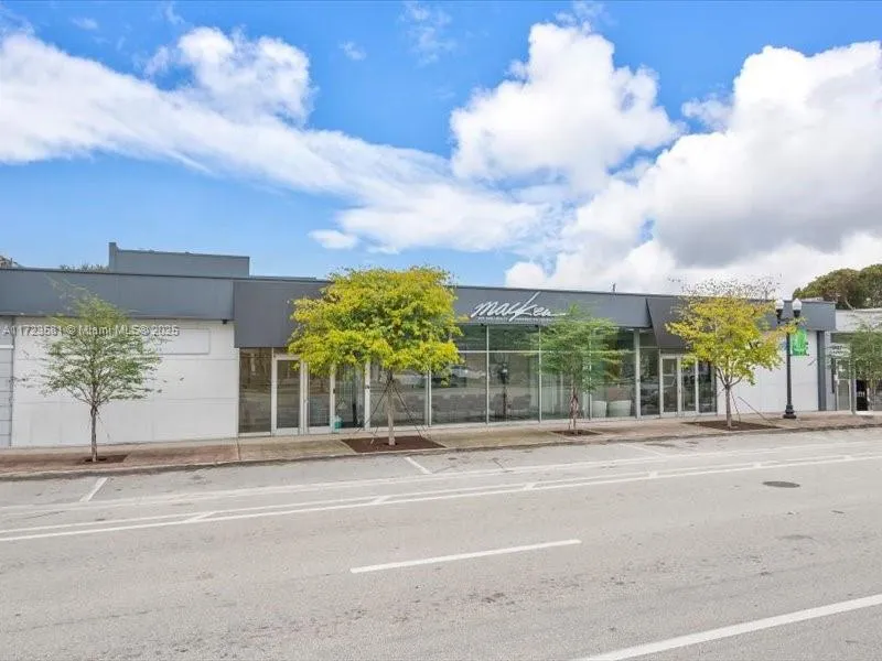 2404 Hollywood Blvd, Hollywood, Florida 33020, Hollywood, Florida 33020, ,Commercial Sale,For Sale,2404 Hollywood Blvd, Hollywood, Florida 33020,A11723581