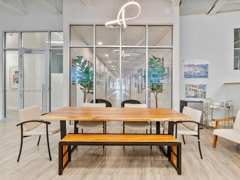 2404 Hollywood Blvd, Hollywood, Florida 33020, Hollywood, Florida 33020, ,Commercial Sale,For Sale,2404 Hollywood Blvd, Hollywood, Florida 33020,A11723581