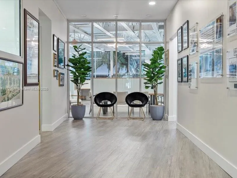 2404 Hollywood Blvd, Hollywood, Florida 33020, Hollywood, Florida 33020, ,Commercial Sale,For Sale,2404 Hollywood Blvd, Hollywood, Florida 33020,A11723581