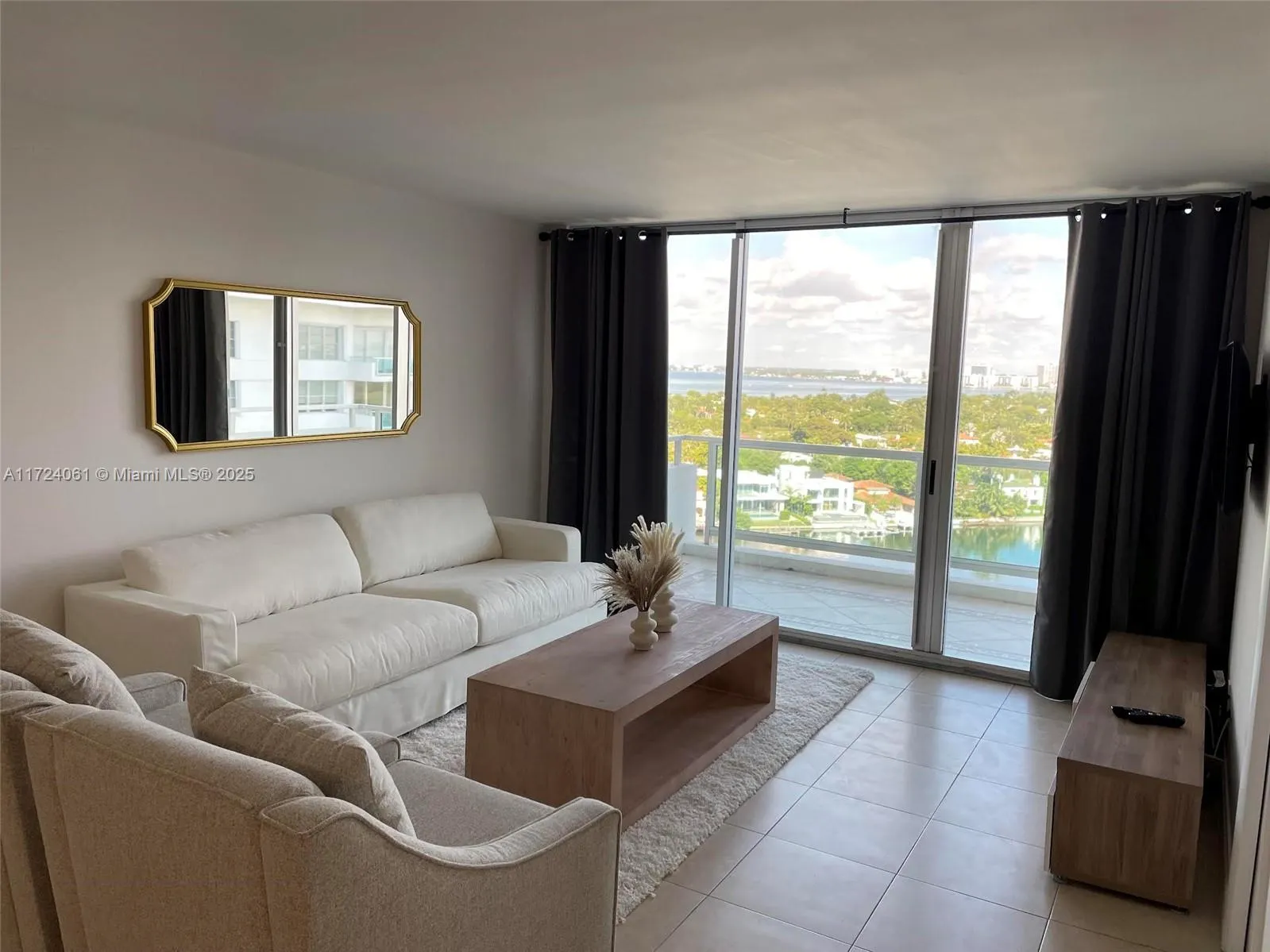 5151 Collins Ave 1722, Miami Beach, Florida 33140, Miami Beach, Florida 33140, 2 Bedrooms Bedrooms, ,2 BathroomsBathrooms,Residential Lease,For Rent,5151 Collins Ave 1722, Miami Beach, Florida 33140,A11724061