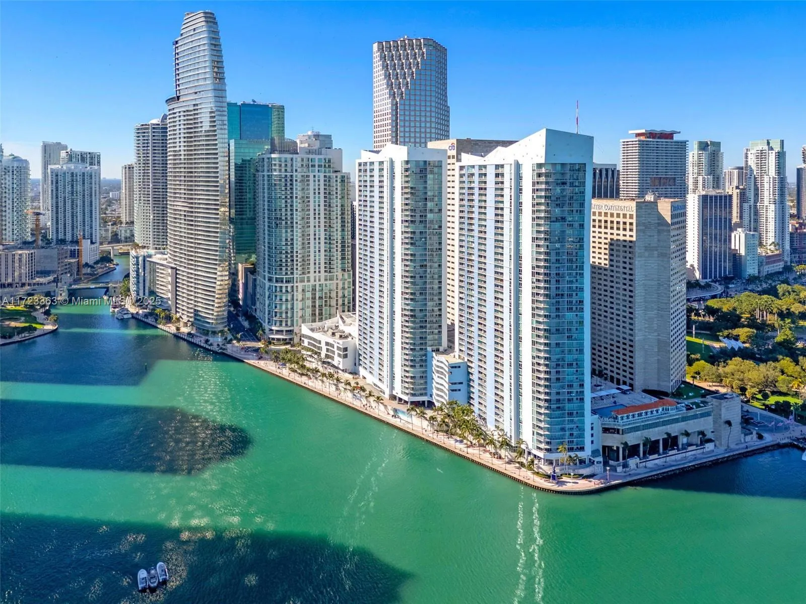 325 S Biscayne Blvd 3726, Miami, Florida 33131, Miami, Florida 33131, 3 Bedrooms Bedrooms, ,2 BathroomsBathrooms,Residential,For Sale,325 S Biscayne Blvd 3726, Miami, Florida 33131,A11723363 325 S Biscayne Blvd 3726, Miami, Florida 33131, Miami, Florida 33131, 3 Bedrooms Bedrooms, ,2 BathroomsBathrooms,Residential,For Sale,325 S Biscayne Blvd 3726, Miami, Florida 33131,A11723363