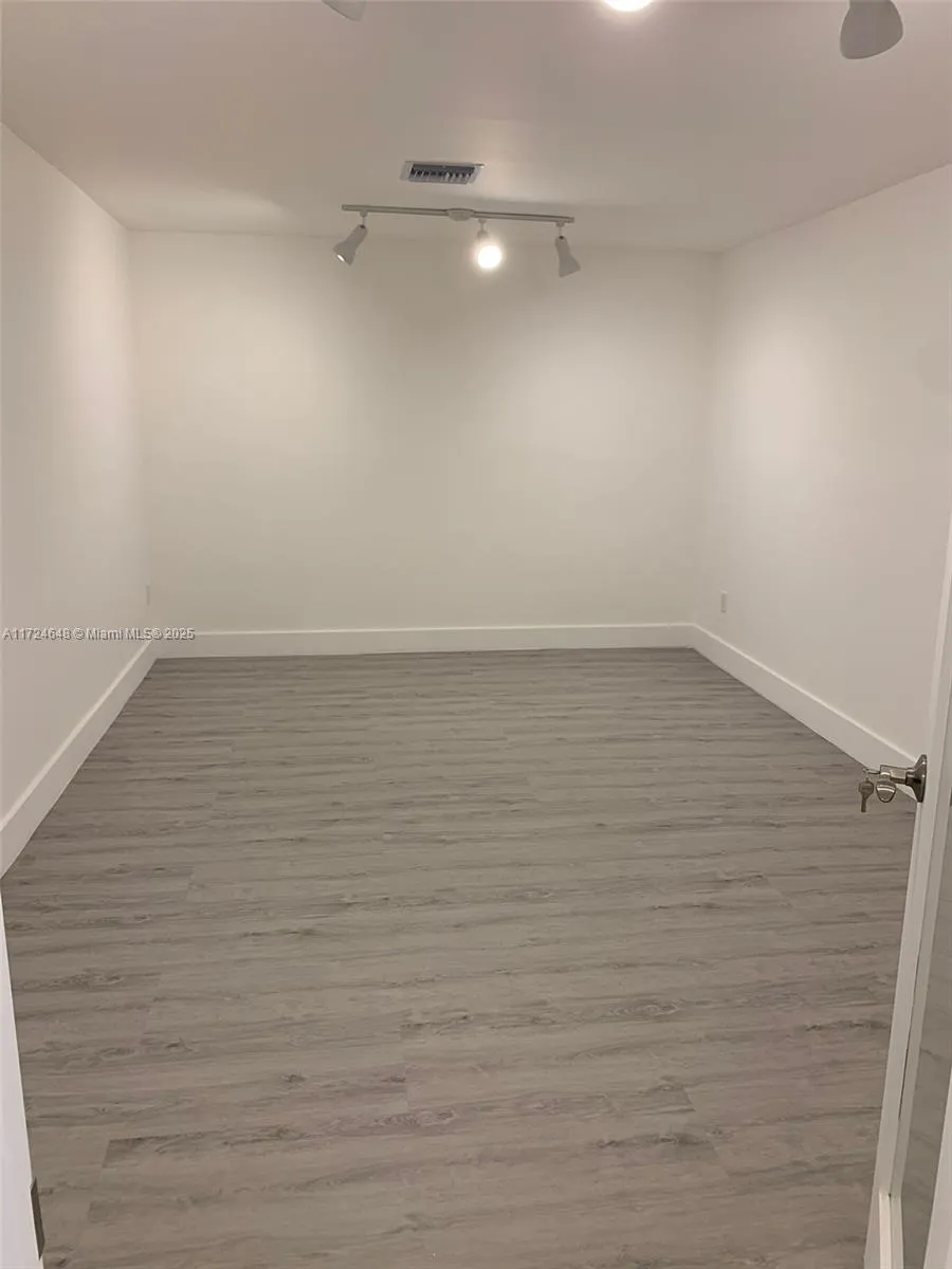 638 Nw 62nd St, Miami, Florida 33150, Miami, Florida 33150, ,Commercial Lease,For Rent,638 Nw 62nd St, Miami, Florida 33150,A11724648