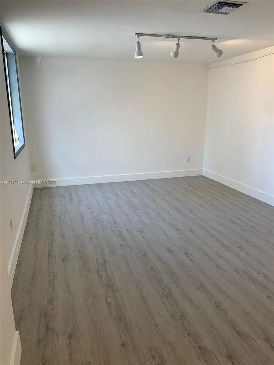 638 Nw 62nd St, Miami, Florida 33150, Miami, Florida 33150, ,Commercial Lease,For Rent,638 Nw 62nd St, Miami, Florida 33150,A11724678