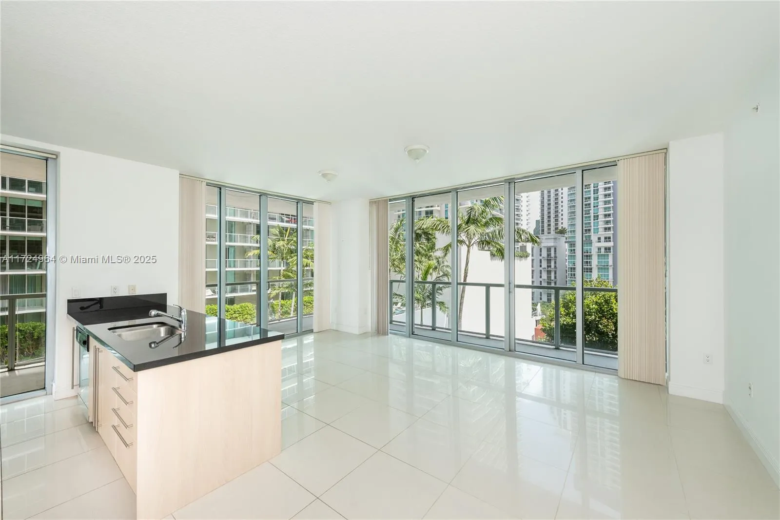 79 Sw 12th St 1107-s, Miami, Florida 33130, Miami, Florida 33130, 2 Bedrooms Bedrooms, ,2 BathroomsBathrooms,Residential,For Sale,79 Sw 12th St 1107-s, Miami, Florida 33130,A11724964