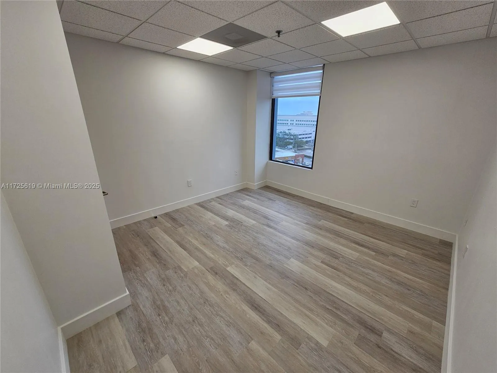 12550 Biscayne Blvd 800-11, North Miami, Florida 3, North Miami, Florida 33181, ,Commercial Lease,For Rent,12550 Biscayne Blvd 800-11, North Miami, Florida 3,A11725619
