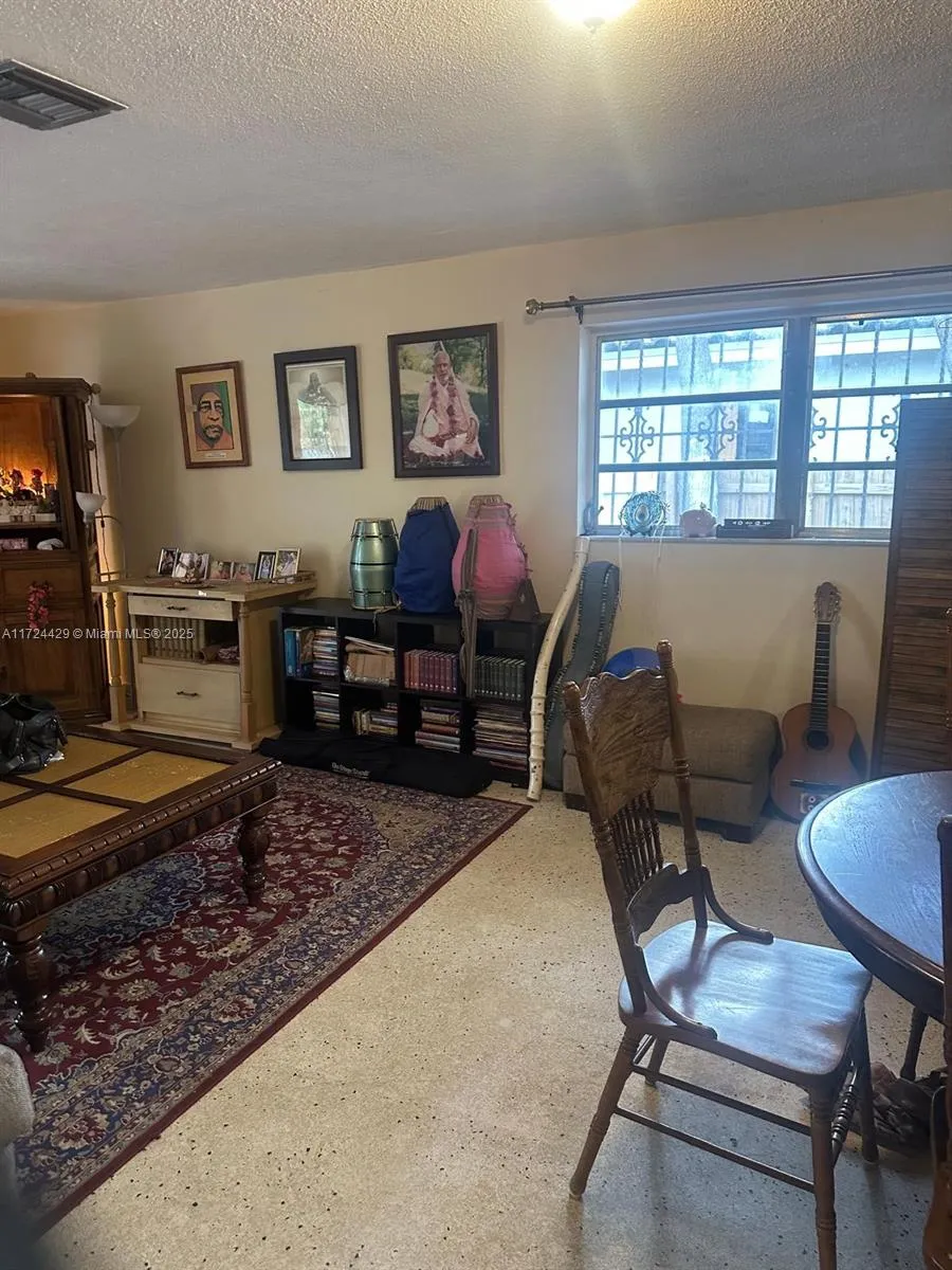 133 Ne 48th St, Miami, Florida 33137, Miami, Florida 33137, 4 Bedrooms Bedrooms, ,2 BathroomsBathrooms,Residential,For Sale,133 Ne 48th St, Miami, Florida 33137,A11724429