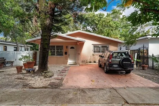133 Ne 48th St, Miami, Florida 33137, Miami, Florida 33137, 4 Bedrooms Bedrooms, ,2 BathroomsBathrooms,Residential,For Sale,133 Ne 48th St, Miami, Florida 33137,A11724429