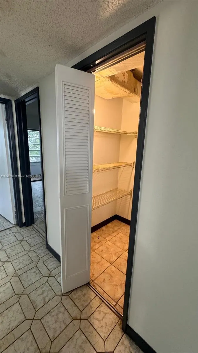 160 Ne 203rd Ter 18, Miami Gardens, Florida 33179, Miami Gardens, Florida 33179, 2 Bedrooms Bedrooms, ,2 BathroomsBathrooms,Residential,For Sale,160 Ne 203rd Ter 18, Miami Gardens, Florida 33179,A11727687