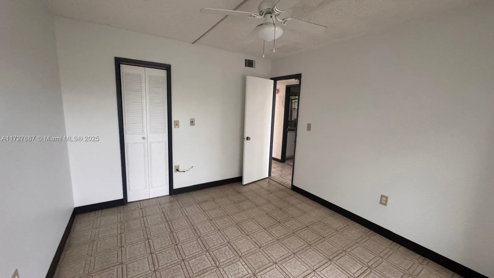 160 Ne 203rd Ter 18, Miami Gardens, Florida 33179, Miami Gardens, Florida 33179, 2 Bedrooms Bedrooms, ,2 BathroomsBathrooms,Residential,For Sale,160 Ne 203rd Ter 18, Miami Gardens, Florida 33179,A11727687