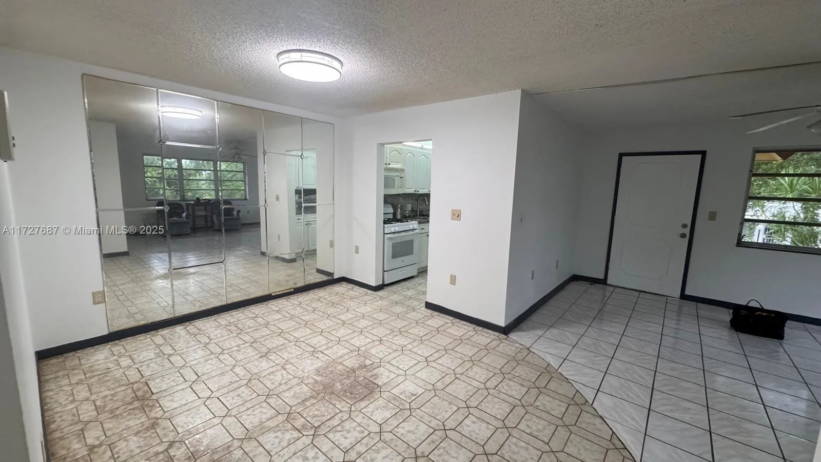 160 Ne 203rd Ter 18, Miami Gardens, Florida 33179, Miami Gardens, Florida 33179, 2 Bedrooms Bedrooms, ,2 BathroomsBathrooms,Residential,For Sale,160 Ne 203rd Ter 18, Miami Gardens, Florida 33179,A11727687