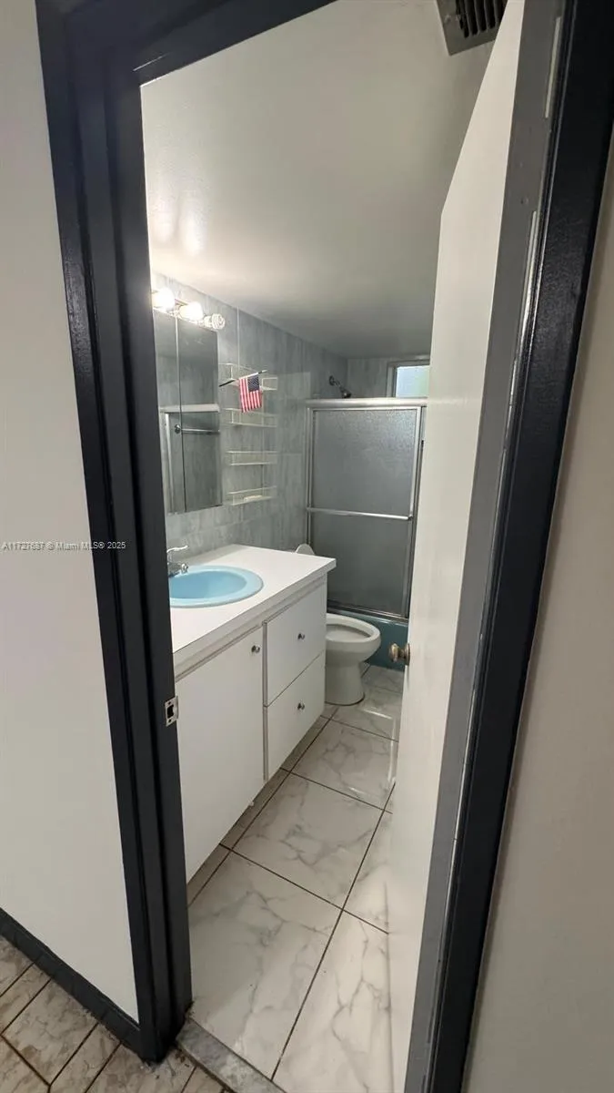 160 Ne 203rd Ter 18, Miami Gardens, Florida 33179, Miami Gardens, Florida 33179, 2 Bedrooms Bedrooms, ,2 BathroomsBathrooms,Residential,For Sale,160 Ne 203rd Ter 18, Miami Gardens, Florida 33179,A11727687