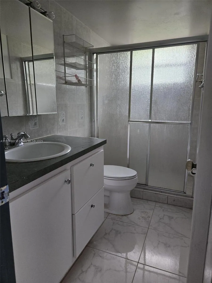 160 Ne 203rd Ter 18, Miami Gardens, Florida 33179, Miami Gardens, Florida 33179, 2 Bedrooms Bedrooms, ,2 BathroomsBathrooms,Residential,For Sale,160 Ne 203rd Ter 18, Miami Gardens, Florida 33179,A11727687