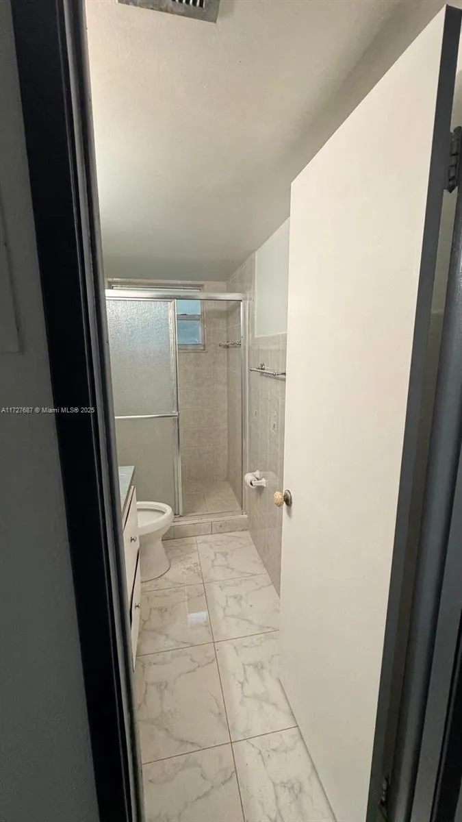 160 Ne 203rd Ter 18, Miami Gardens, Florida 33179, Miami Gardens, Florida 33179, 2 Bedrooms Bedrooms, ,2 BathroomsBathrooms,Residential,For Sale,160 Ne 203rd Ter 18, Miami Gardens, Florida 33179,A11727687