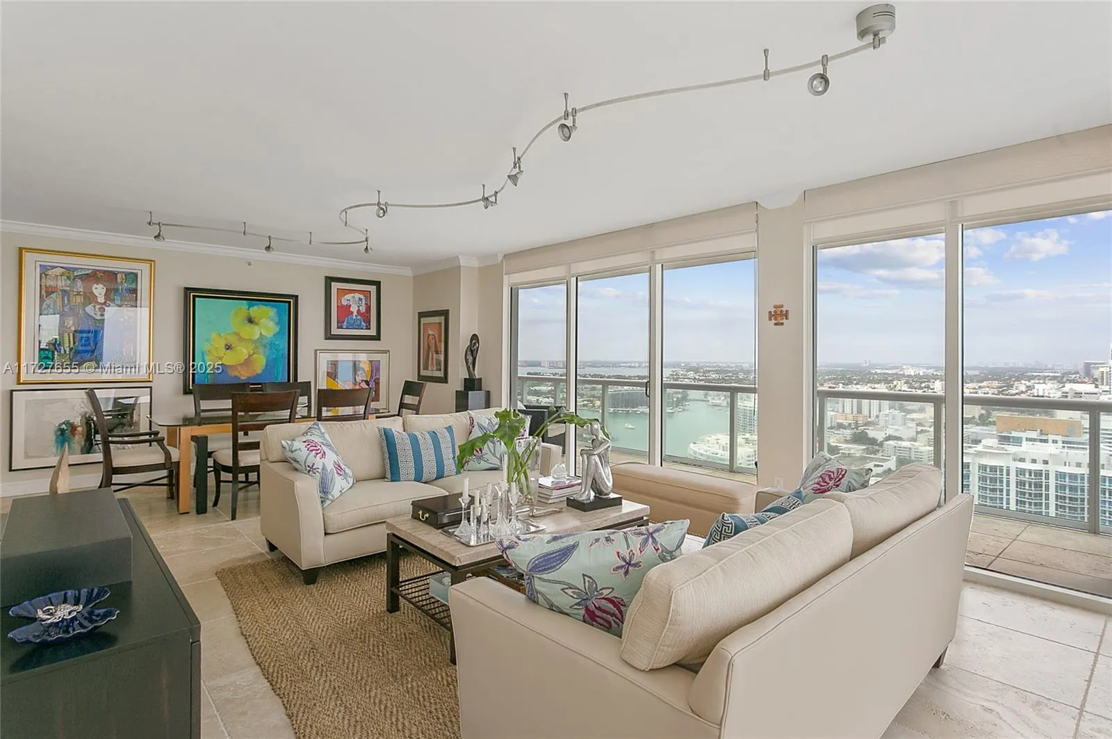 6365 Collins Ave 3401, Miami Beach, Florida 33141, Miami Beach, Florida 33141, 3 Bedrooms Bedrooms, ,2 BathroomsBathrooms,Residential Lease,For Rent,6365 Collins Ave 3401, Miami Beach, Florida 33141,A11727655
