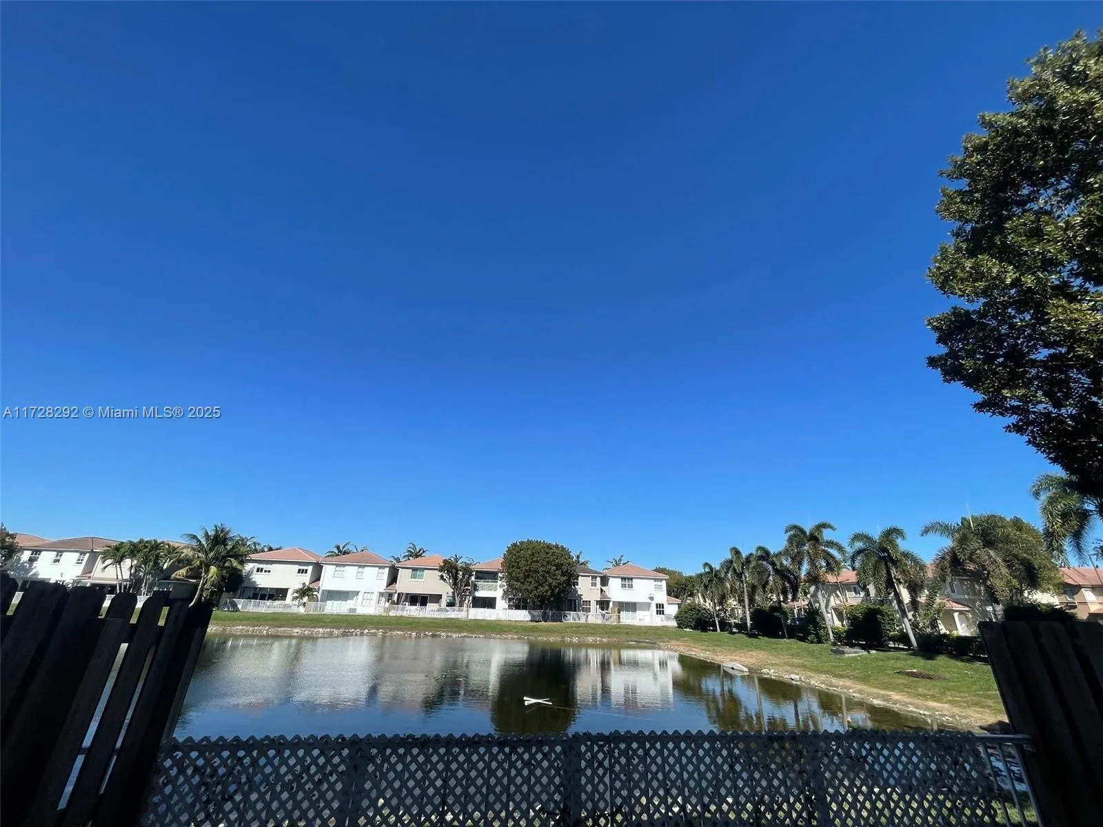 10803 Nw 83rd St 4-1, Doral, Florida 33178, Doral, Florida 33178, 4 Bedrooms Bedrooms, ,3 BathroomsBathrooms,Residential Lease,For Rent,10803 Nw 83rd St 4-1, Doral, Florida 33178,A11728292