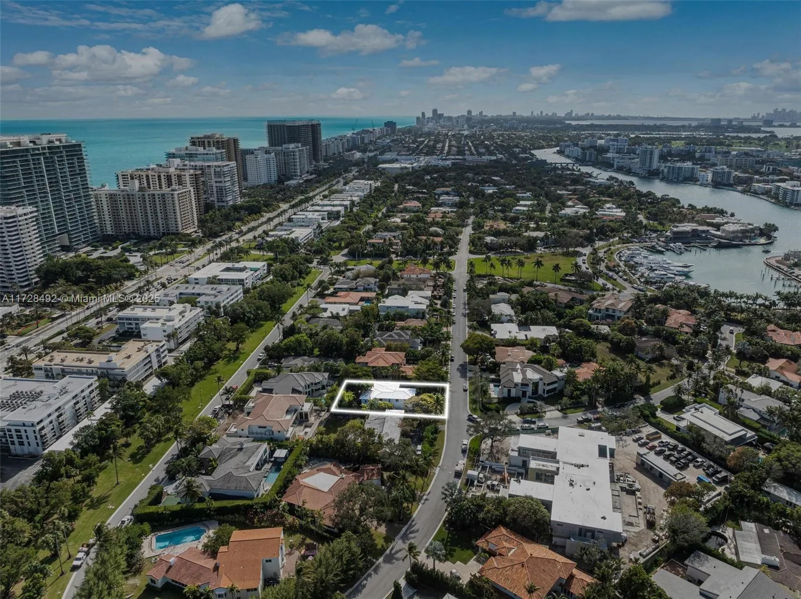 253 Bal Cross Dr, Bal Harbour, Florida 33154, Bal Harbour, Florida 33154, 4 Bedrooms Bedrooms, ,3 BathroomsBathrooms,Residential,For Sale,253 Bal Cross Dr, Bal Harbour, Florida 33154,A11728492
