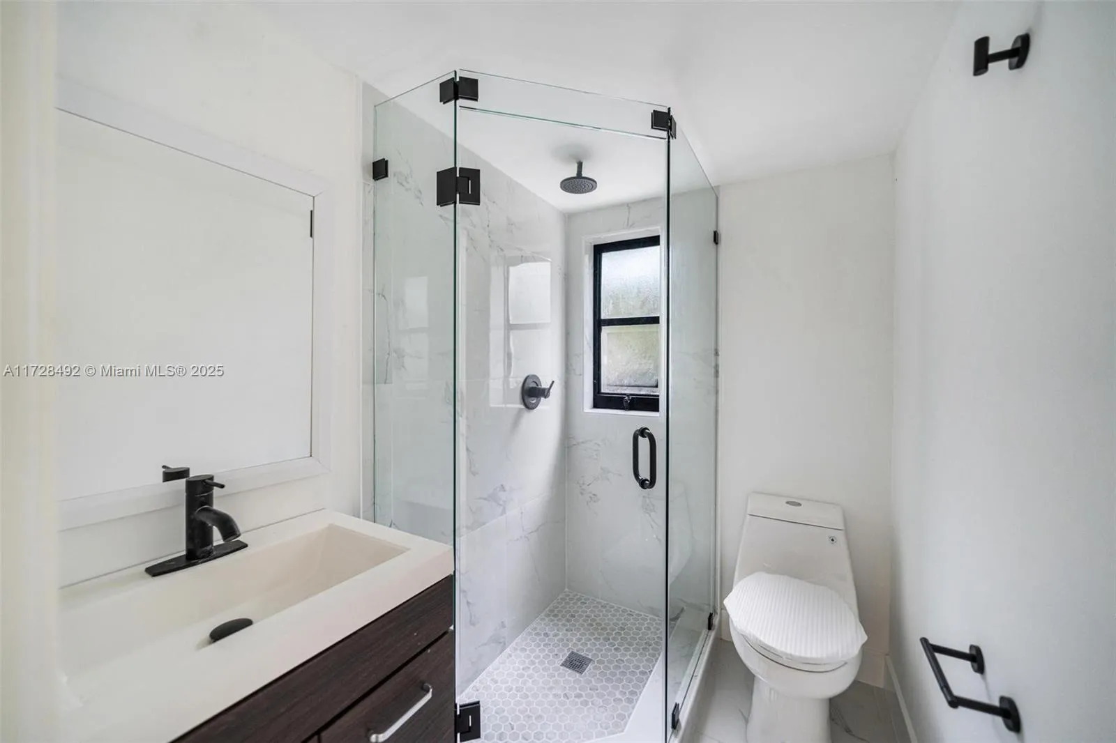 253 Bal Cross Dr, Bal Harbour, Florida 33154, Bal Harbour, Florida 33154, 4 Bedrooms Bedrooms, ,3 BathroomsBathrooms,Residential,For Sale,253 Bal Cross Dr, Bal Harbour, Florida 33154,A11728492