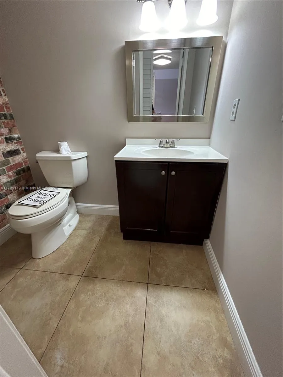 530 Nw 109th Ave 501, Miami, Florida 33172, Miami, Florida 33172, 3 Bedrooms Bedrooms, ,2 BathroomsBathrooms,Residential,For Sale,530 Nw 109th Ave 501, Miami, Florida 33172,A11729119