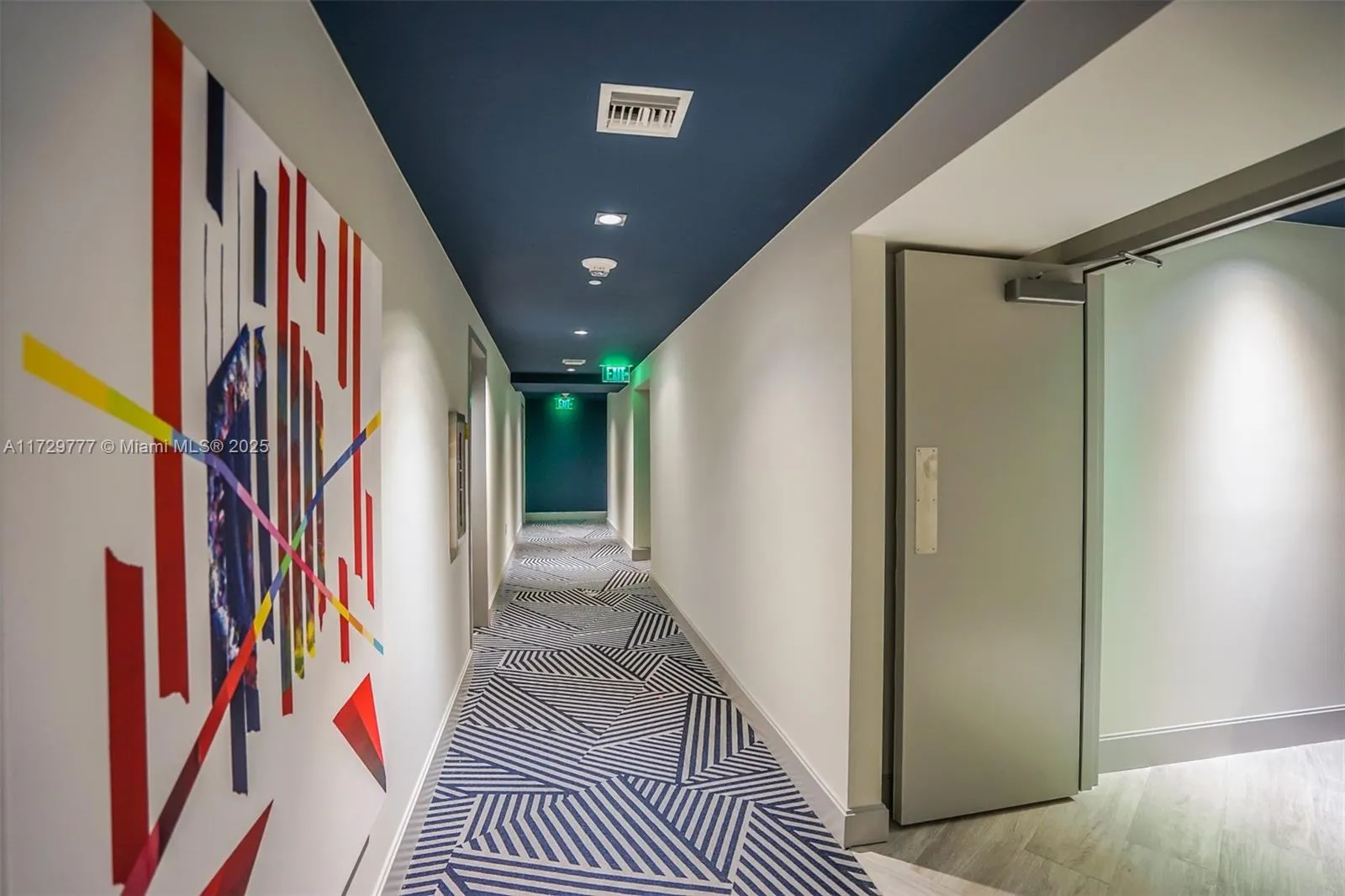 Miami, Florida 33130, 1 Bedroom Bedrooms, ,1 BathroomBathrooms,Residential,For Sale,A11729777