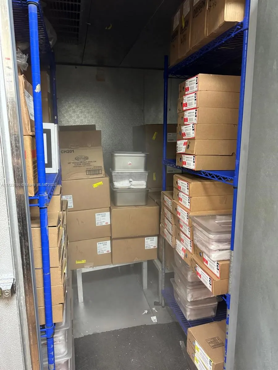 WALK-IN FREEZER