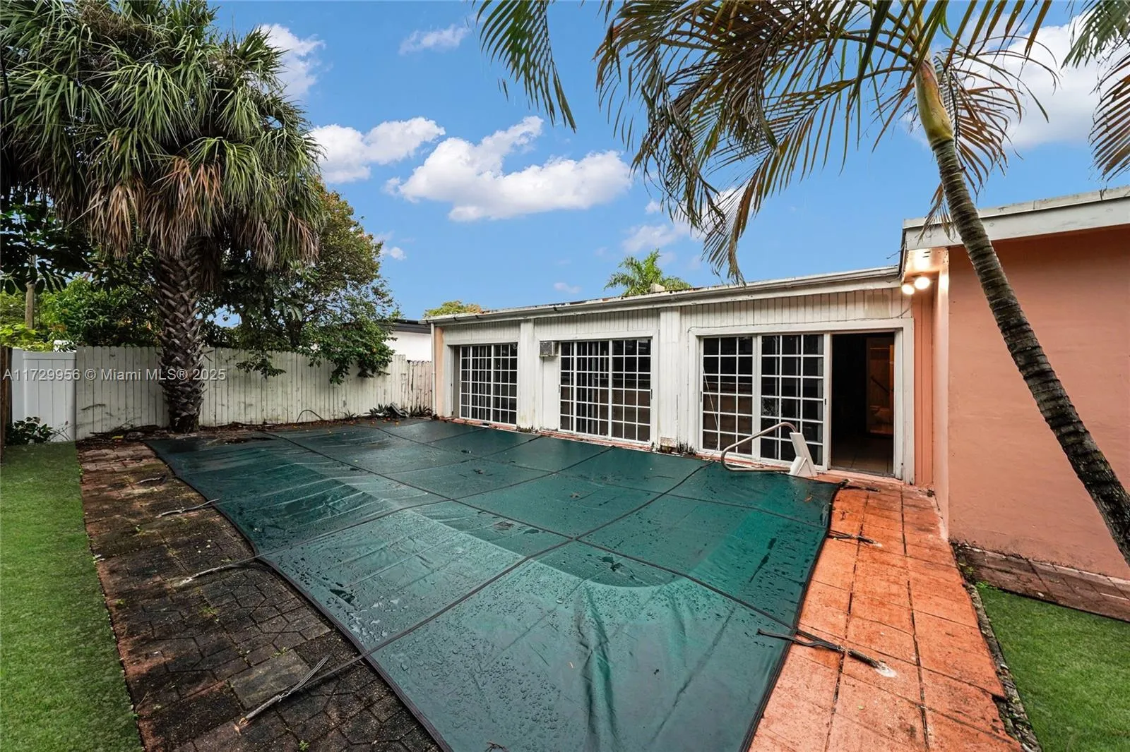 7904 Coral Blvd, Miramar, Florida 33023, Miramar, Florida 33023, 3 Bedrooms Bedrooms, ,2 BathroomsBathrooms,Residential,For Sale,7904 Coral Blvd, Miramar, Florida 33023,A11729956