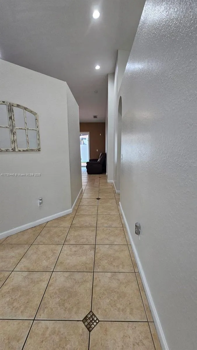 4120 Ne 22 Nd Ct, Homestead, Florida 33033, Homestead, Florida 33033, 5 Bedrooms Bedrooms, ,3 BathroomsBathrooms,Residential,For Sale,4120 Ne 22 Nd Ct, Homestead, Florida 33033,A11730446