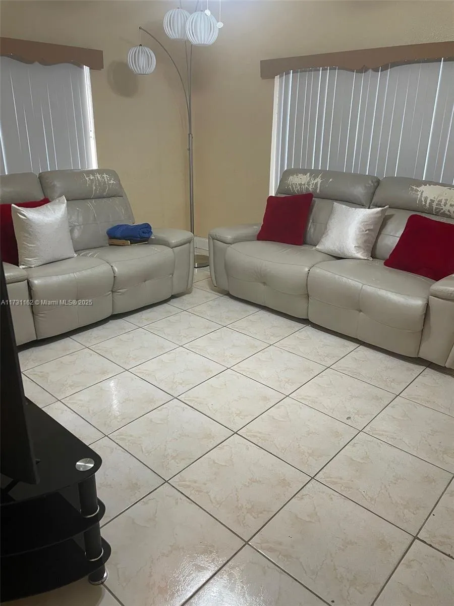 Hialeah, Florida 33012, ,Residential Income,For Sale,A11731162