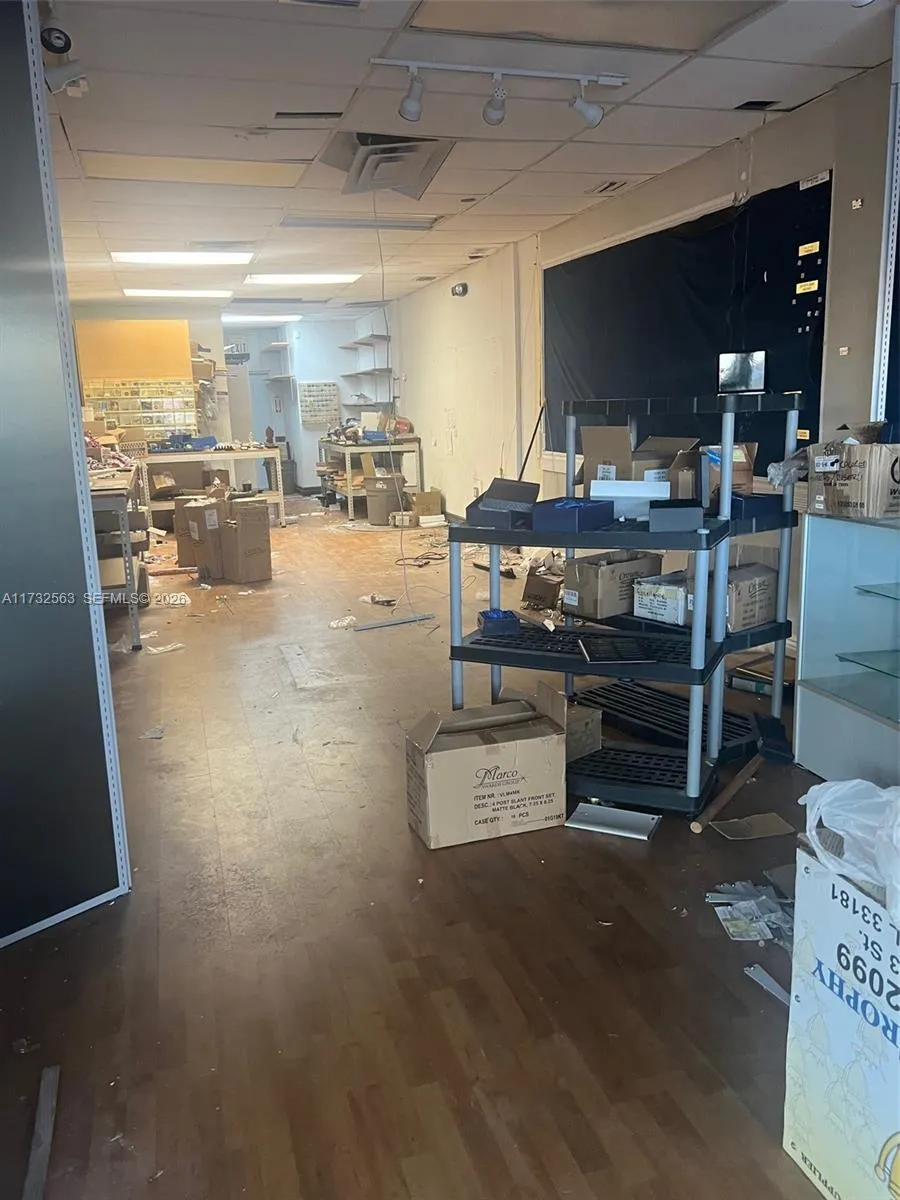 North Miami, Florida 33181, North Miami, Florida 33181, ,Commercial Lease,For Rent, North Miami, Florida 33181,A11732563