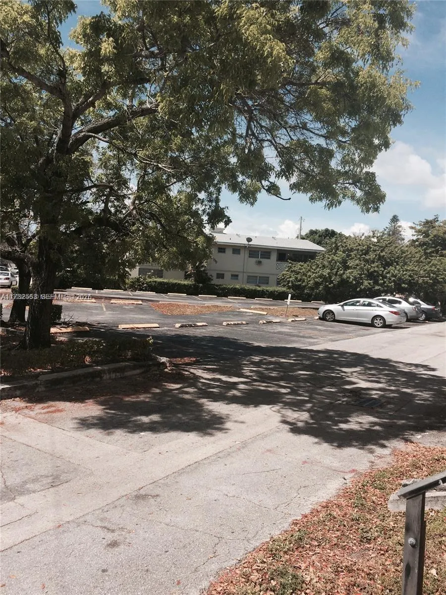 North Miami, Florida 33181, North Miami, Florida 33181, ,Commercial Lease,For Rent, North Miami, Florida 33181,A11732563