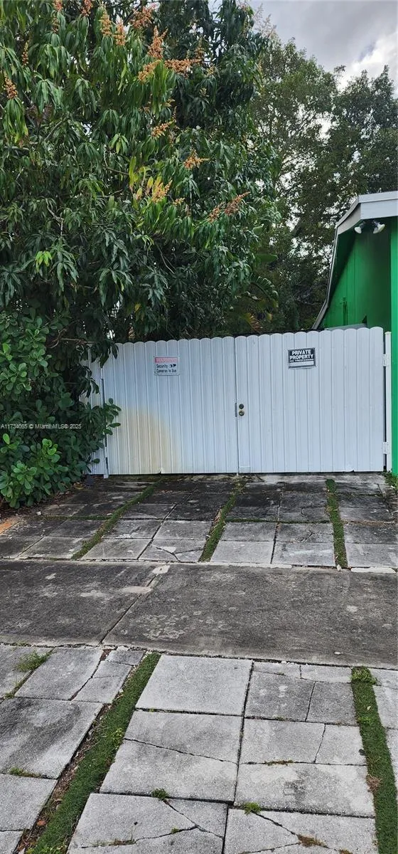 6966 Taft St 1, Hollywood, Florida 33024, Hollywood, Florida 33024, ,Commercial Sale,For Sale,6966 Taft St 1, Hollywood, Florida 33024,A11734065
