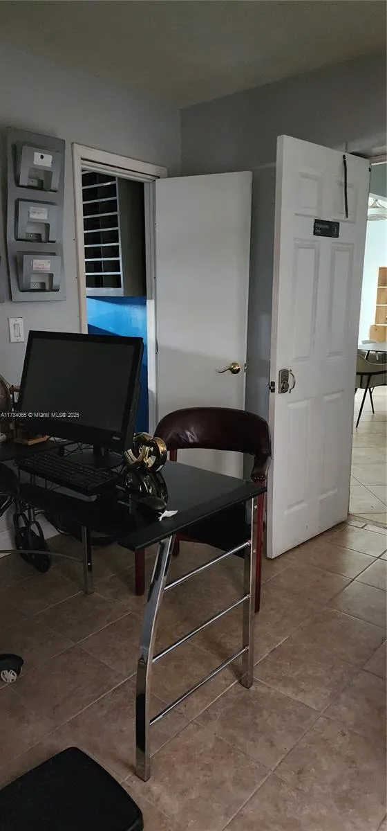 6966 Taft St 1, Hollywood, Florida 33024, Hollywood, Florida 33024, ,Commercial Sale,For Sale,6966 Taft St 1, Hollywood, Florida 33024,A11734065
