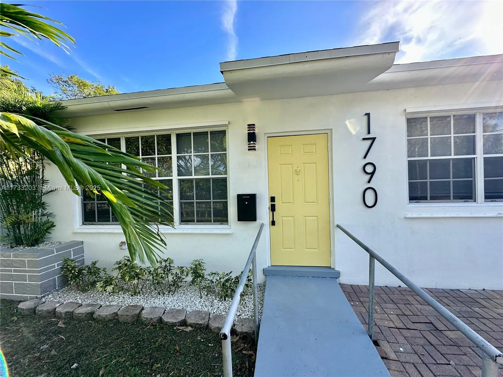 1788 Ne 169th St, North Miami Beach, Florida 33162, North Miami Beach, Florida 33162, ,Residential Income,For Sale,1788 Ne 169th St, North Miami Beach, Florida 33162,A11733203