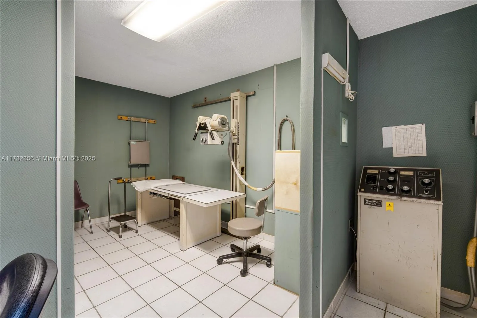 9950 Sw 40th St, Miami, Florida 33165, Miami, Florida 33165, ,Commercial Sale,For Sale,9950 Sw 40th St, Miami, Florida 33165,A11732356