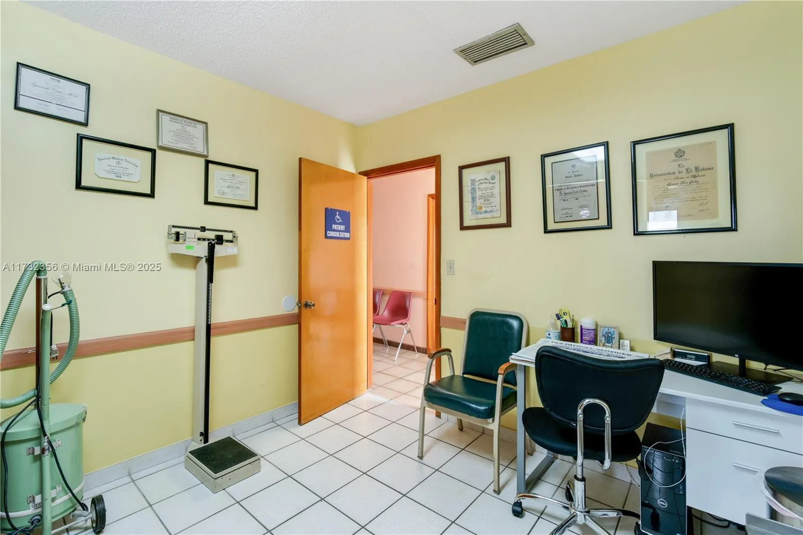 9950 Sw 40th St, Miami, Florida 33165, Miami, Florida 33165, ,Commercial Sale,For Sale,9950 Sw 40th St, Miami, Florida 33165,A11732356